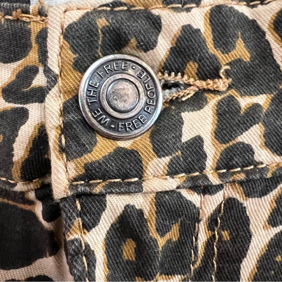 Free People Cheetah Print Skinny Jeans - Picture 2 of 4